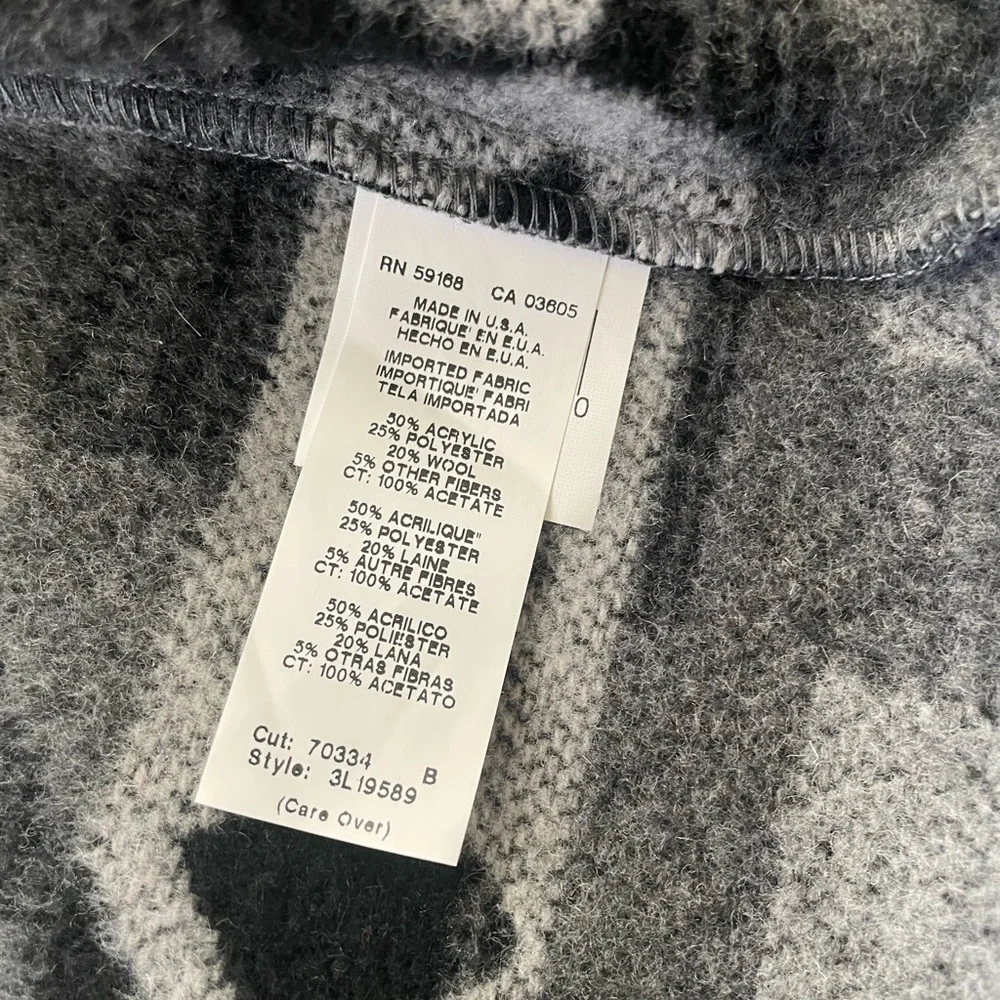 Gorgeous Aztec Print Blazer, M - Picture 6 of 7